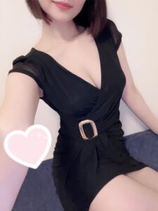 水無月ひな